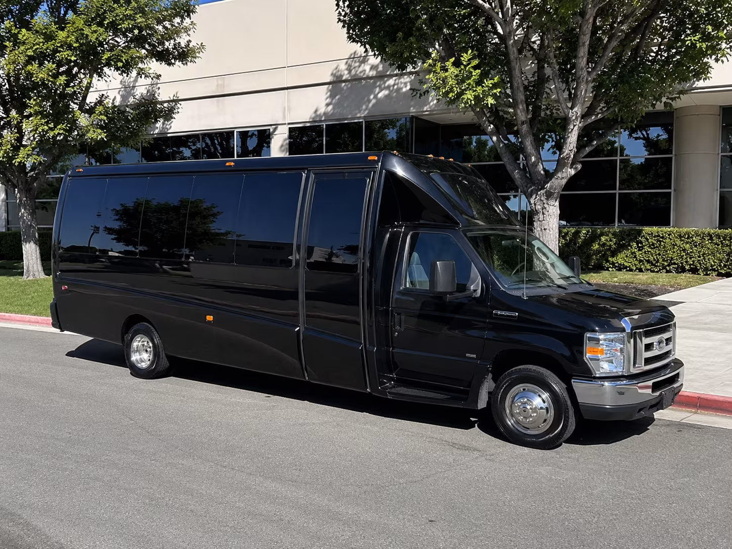 bloomington concert party bus rental