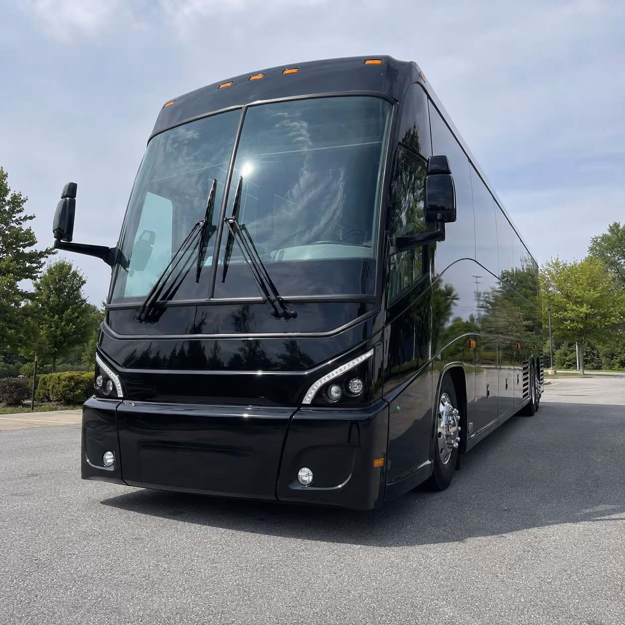 charter bus rentals from bloomington to chicago and the upper midwest